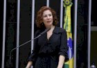 Gilmar Mendes abre inquérito contra Carla Zambelli