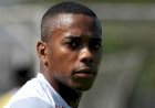 STJ nega pedido de amigo de Robinho para tradução de processo