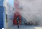 Em ação rápida, bombeiros impedem propagação de incêndio em papelaria no bairro Praça 14