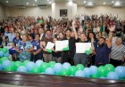 Governo do Amazonas entrega 300 títulos definitivos do Conjunto Viver Melhor 1
