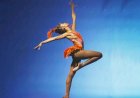 Bailarina brasileira Bethania Nascimento é homenageada em Nova York