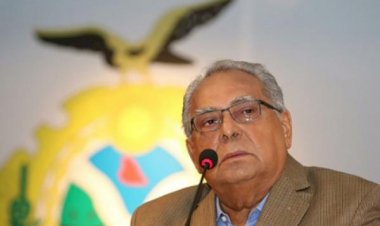 Amazonino Mendes continua em primeiro colocado em pesquisa eleitoral