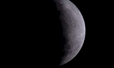 Nasa anuncia descoberta de água em estado líquido na Lua