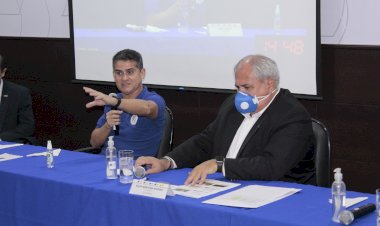 David Almeida é o último candidato a participar de almoço com lojistas