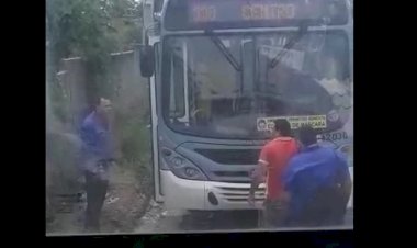 Motorista de ônibus é agredido a terçadadas na Zona Norte de Manaus