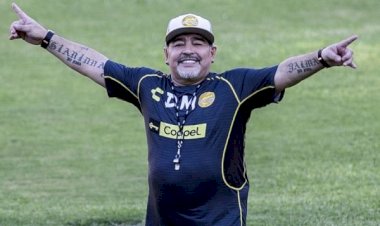 Diego Maradona morre aos 60 anos