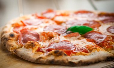 ONG Hermanitos, que apoia imigrantes venezuelanos, realiza Festival da Pizza