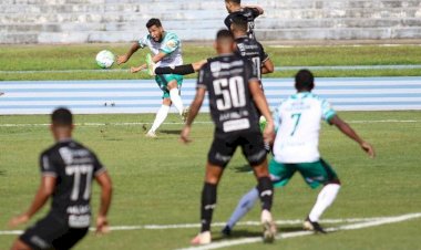 Paysandu pede anulação de partida contra Manaus após gol polêmico