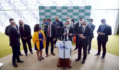 Partidos de oposição vão ao STF para tentar barrar votação da MP da Eletrobras