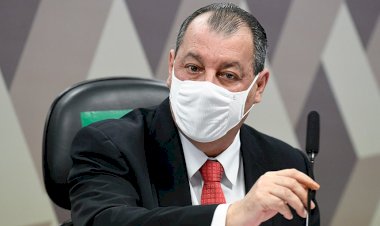 Projeto que criminaliza prescrição de medicamento sem comprovação é retirado