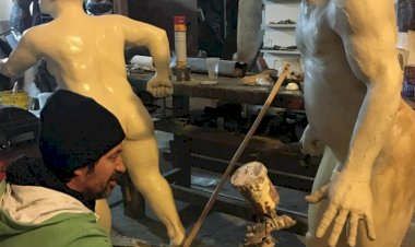 Evolução do Sexo Feminino Ganha Destaque em Exposição