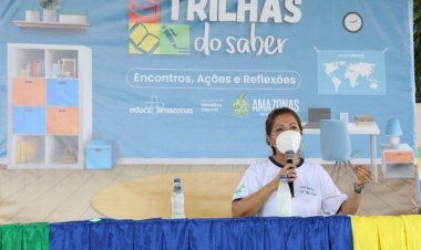 Governo do Amazonas leva “caravana de formação’ a profissionais da Educação do município de Tefé