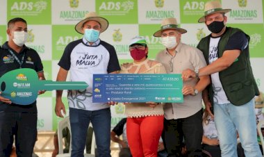 Wilson Lima entrega crédito a produtores de Manacapuru e destaca melhorias em ramais do município