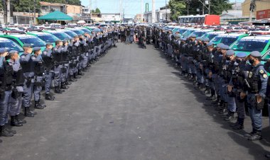 Governo do Amazonas entrega 50 novas viaturas com tecnologia embarcada para atuar no policiamento das zonas norte e leste de Manaus