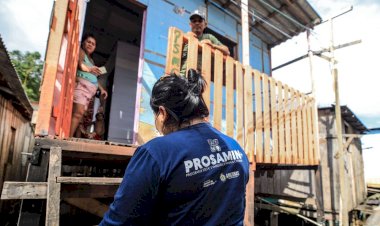 Mais de 700 moradores da Sharp e Manaus 2000 receberam certificado residencial para reassentamento no Prosamin+