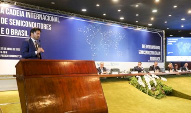 Ministro das Comunicações reforça a necessidade de alavancar a produção brasileira de semicondutores
