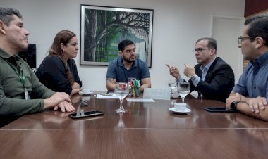 Chico Preto conhece proposta da UEA para a criação de hospital escola