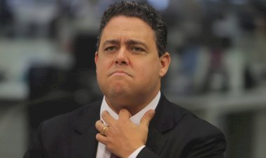 ‘Celebração da morte’, afirma Felipe Santa Cruz sobre motociata em Manaus