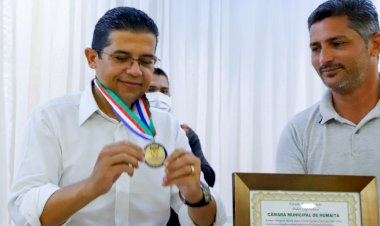 João Luiz recebe Medalha Álvaro Maia, maior honraria da Câmara Municipal de Humaitá