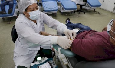 Com doações 28?aixo da média diária, estoque de sangue do Hemoam está em nível crítico