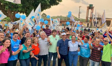 Pauderney destaca apoio ao município de Itacoatiara, em reunião com comunitários