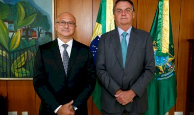 Bolsonaro vem ao Amazonas fazer comício para coronel Menezes e seus aliados na segunda quinzena de setembro
