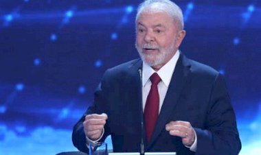 Lula desembarca em Brasília nesta semana para trabalhos de transição e reuniões com presidentes do Senado, Câmara, STF e TSE