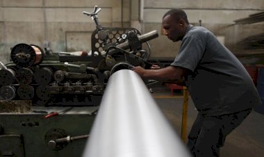 Variação positiva do PIB é influenciada por serviços e indústria