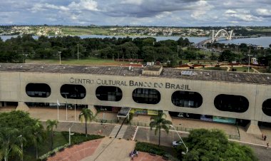 Transição foi a mais participativa e econômica, diz Lula