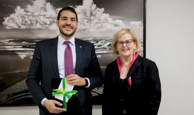 Ministro da AGU faz primeira visita ao Supremo