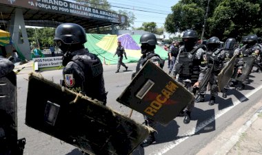 Forças de Segurança do Amazonas retiram acampamento da frente do CMA