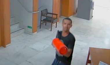 PF prende homem filmado ao destruir relógio no Palácio do Planalto