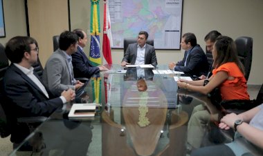 Governador Wilson Lima recebe especialistas do BID e destaca avanços na implantação do novo Prosamim+