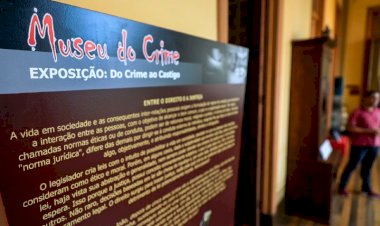 Museu do Crime chama atenção de visitantes por acervo e estrutura preservada no Palácio da Justiça