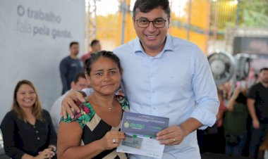 Em comemoração pelo 8 de Março, Wilson Lima antecipa parcela do Auxílio Estadual Permanente