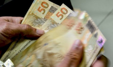 Presidente antecipa o 13º a 30 milhões de segurados do INSS