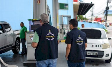 Procon-AM fiscaliza postos na zona sul da capital