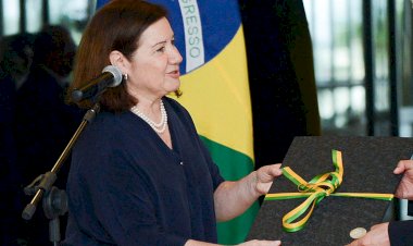 Lula nomeia primeira mulher para chefiar embaixada do Brasil nos EUA