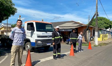 Parintins 2023: Detran Amazonas coordena traslados das alegorias para o Bumbódromo