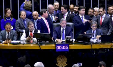 Câmara aprova PEC da reforma tributária