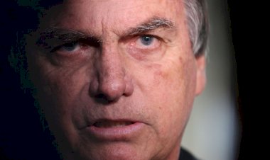 Defesa de Bolsonaro afirma que ele oferecerá sigilo bancário à Justiça