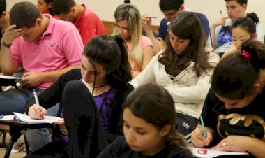 Caixa publica editais para concursos somando mais de 4 mil vagas disponíveis