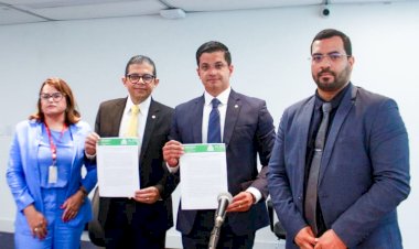 Deputado do Rio de Janeiro, Danniel Librelon assina termo de adesão ao Núcleo de Relações Internacionais da Aleam