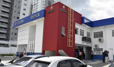 PC-AM prende mulher que deixou o filho sozinho em casa durante a madrugada