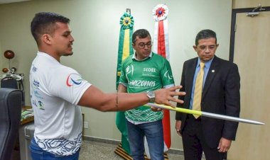 Atleta Pedro Nunes quebra recordes brasileiro e sul-americano de dardo com apoio do deputado João Luiz