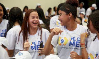 Mais de 94 mil alunos do Amazonas recebem o Pé-de-Meia em junho