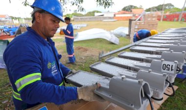 Governador Wilson Lima vai modernizar a iluminação pública em 81 comunidades de Parintins