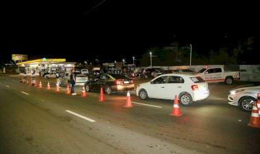 Detran-AM: Equipe de Fiscalização autua mais de 350 veículos por infrações cometidas no final de semana