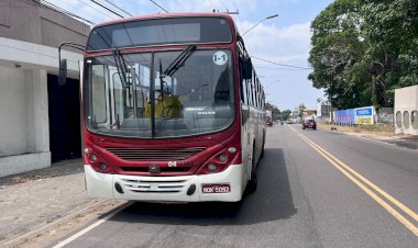 Com ônibus sucateados, transporte público atormenta passageiros em Manaus