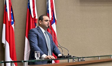 Leis de Roberto Cidade ampliam mecanismos educacionais no Amazonas e promovem o fortalecimento das atividades do profissional da educação